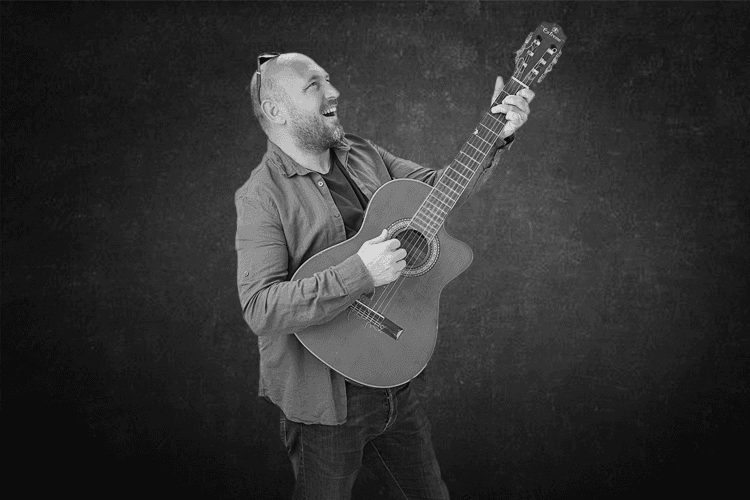 Serhat Yaş